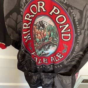 Bicycle jersey size large mirror pond from Deschutes Brewery 1/2 Zip